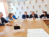 Прокрустово ложе санкций: нужно обуздать рост цен на топливо внутри страны