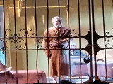 Голос из зала: «Додин! Премьера! Премьера!»