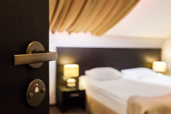 Можно ли купить номер в старом отеле